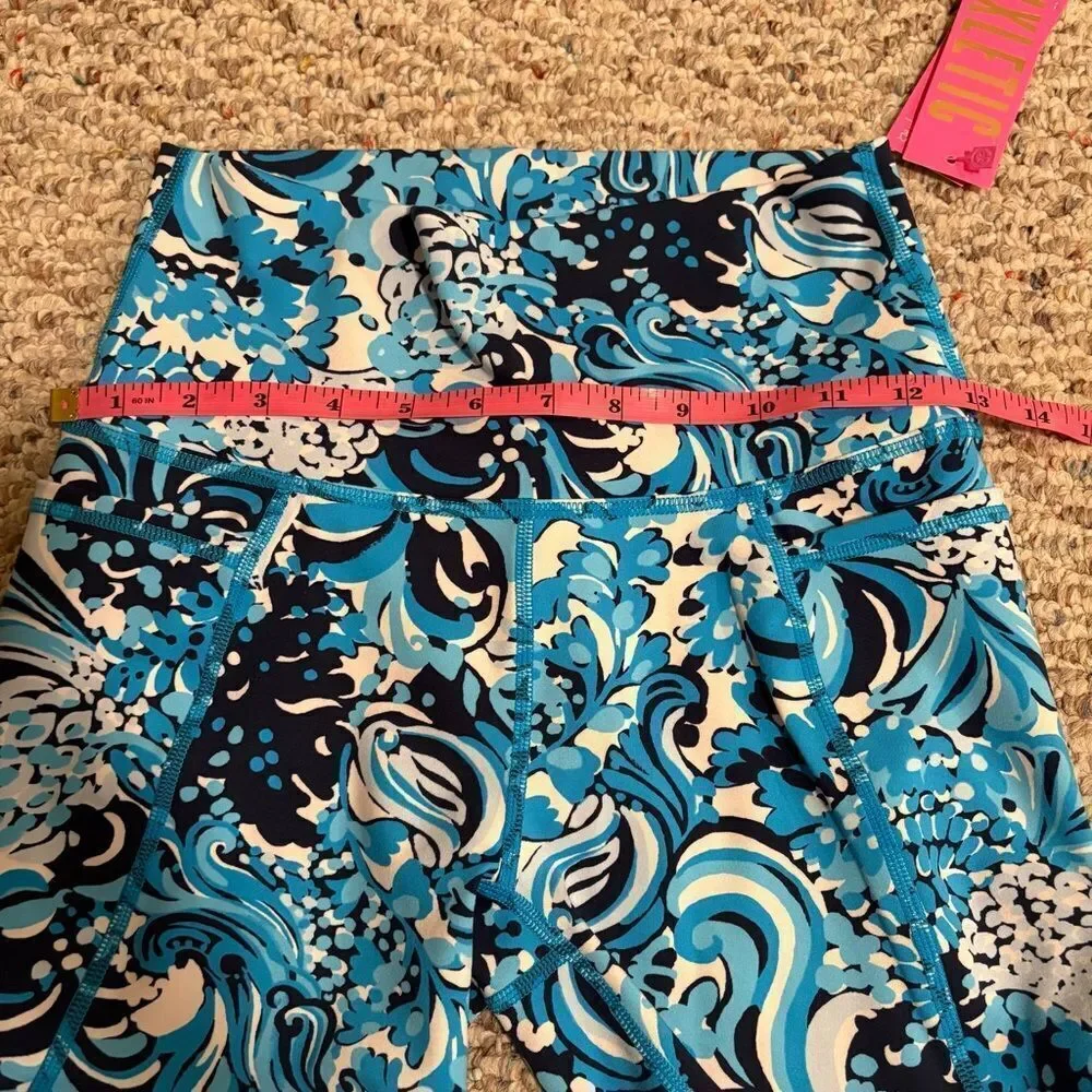NWT Lilly Pulitzer South Beach High Rise Short Resort White Mermazing Size Small